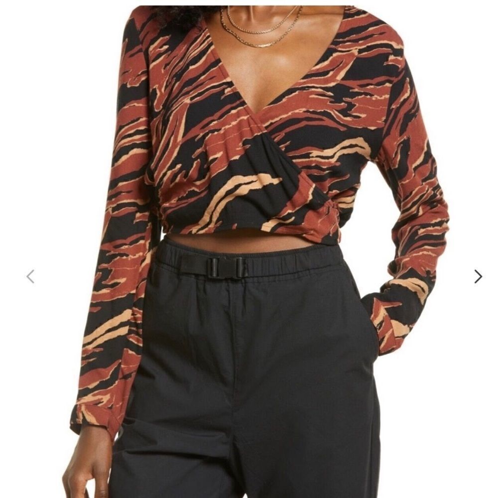 BP Nordstrom‎ NWT wrap front crop top brown burnout tiger stripe size small